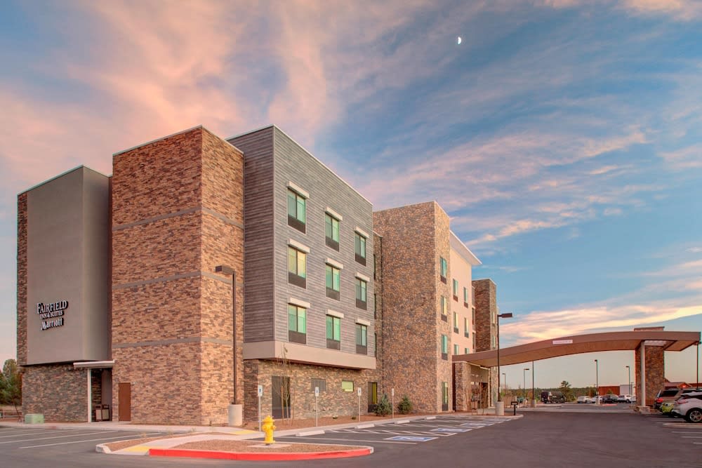 Fairfield Inn & Suites by Marriott Flagstaff East 1