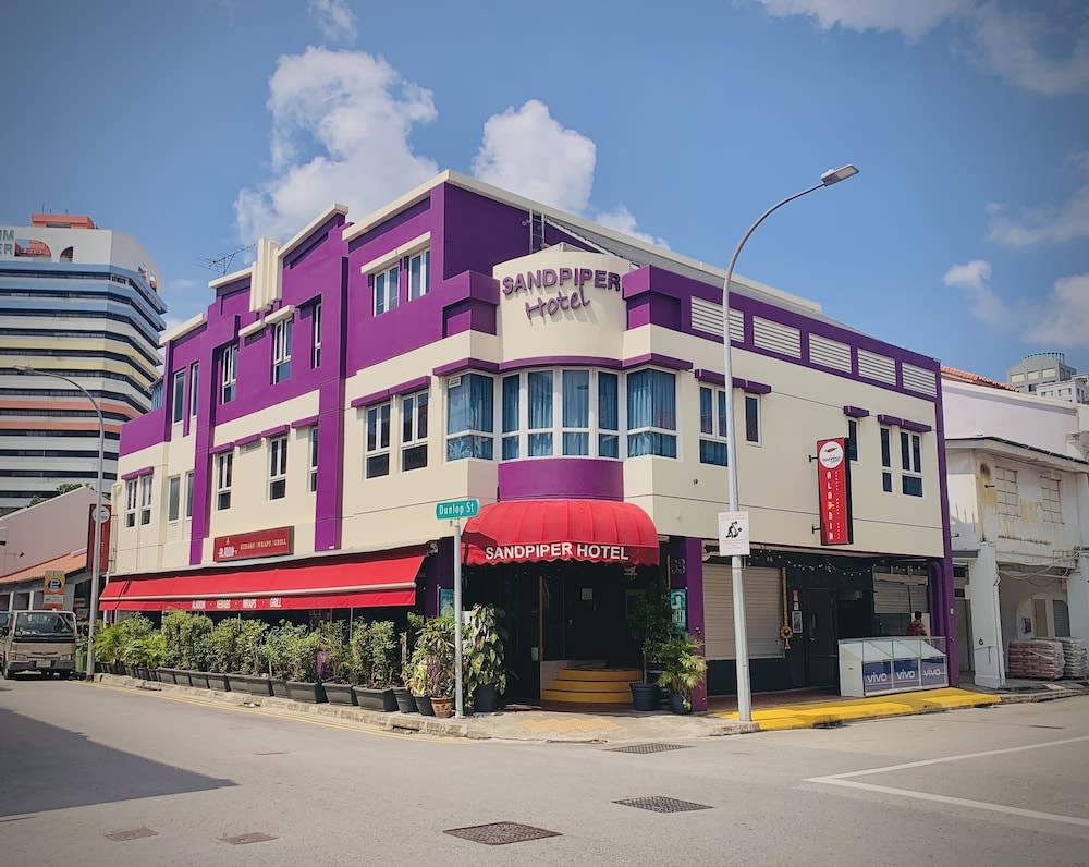 Sandpiper Hotel Singapore 1