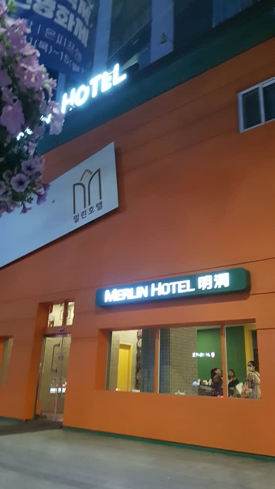 Myeongdong Merlin Hotel 1