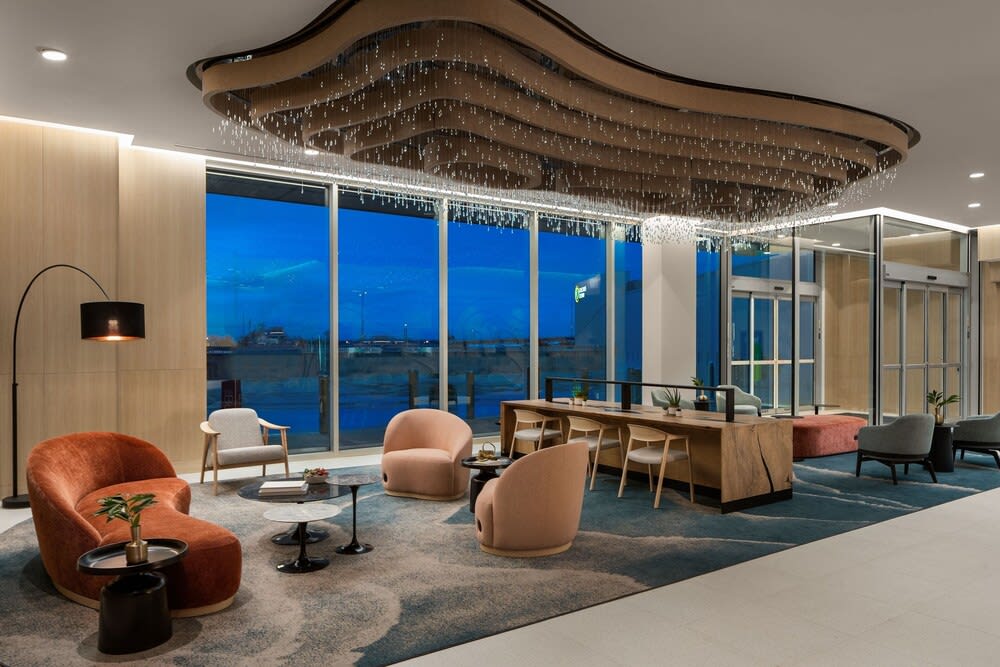 Delta Hotels by Marriott Vancouver Delta 5