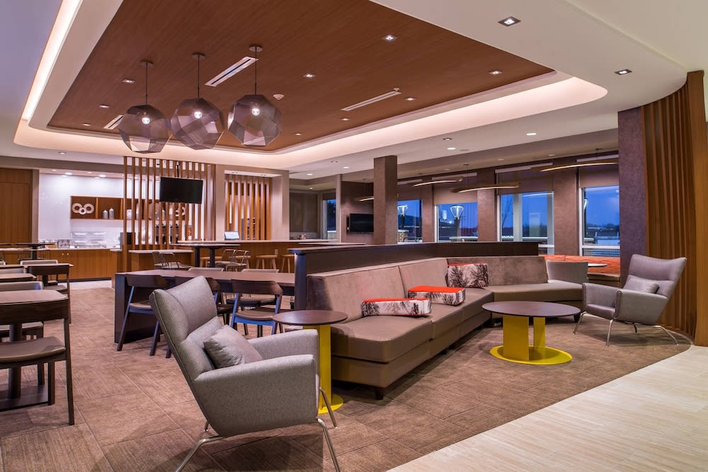 SpringHill Suites by Marriott Greensboro Airport 1