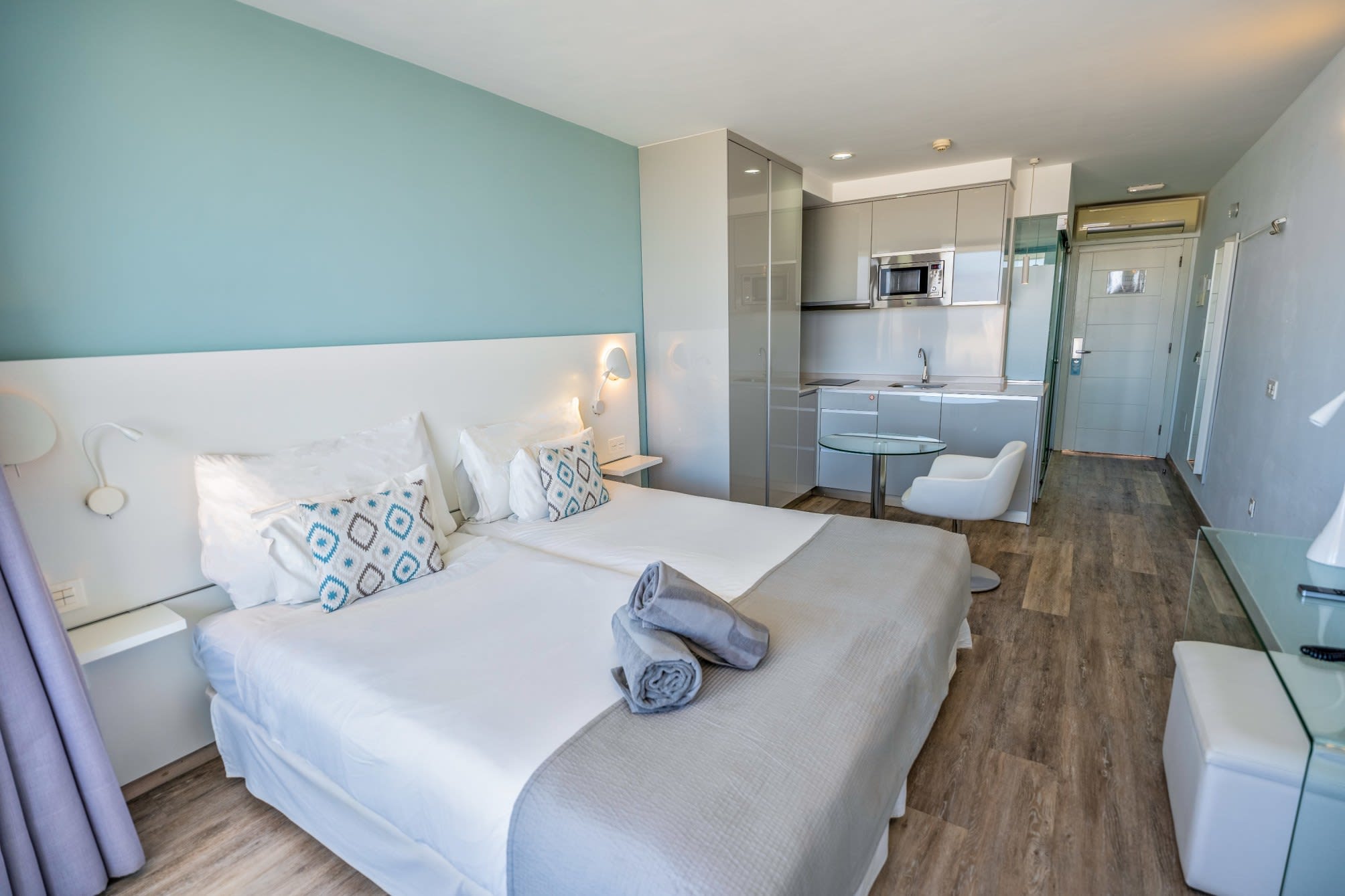 Coral Ocean View - Adults Only 5