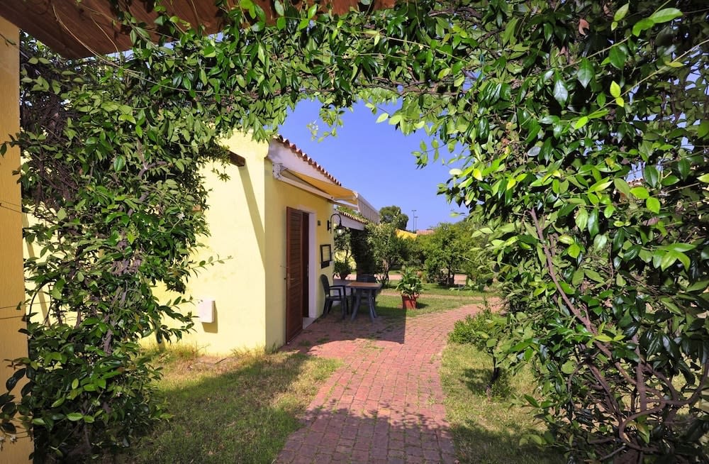 Hotel Cala Mirto 2