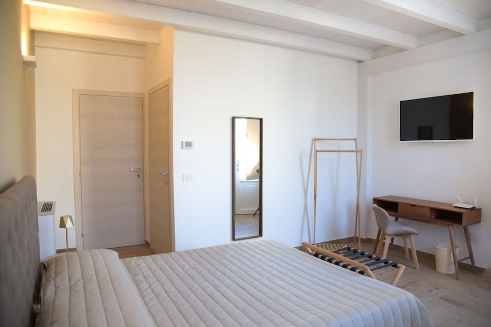 Serenity Rooms 1
