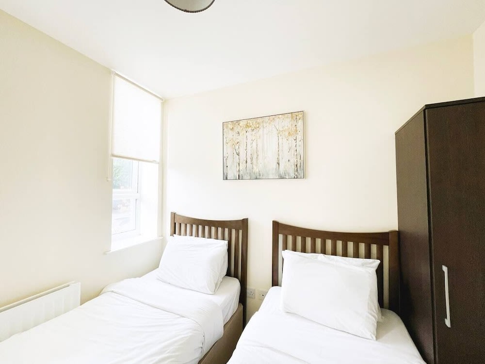 Golden Heights 7 2