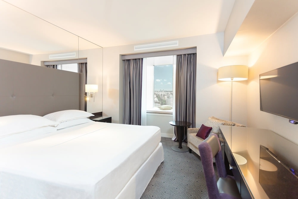 Sheraton Bucharest Hotel 1