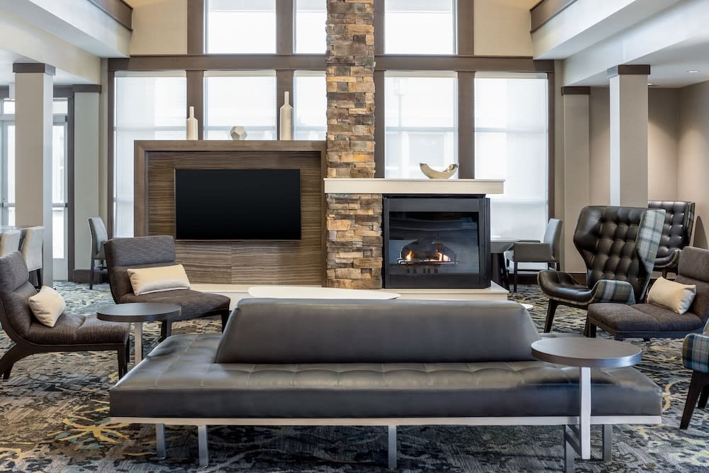 Residence Inn by Marriott Kansas City at The Legends 2