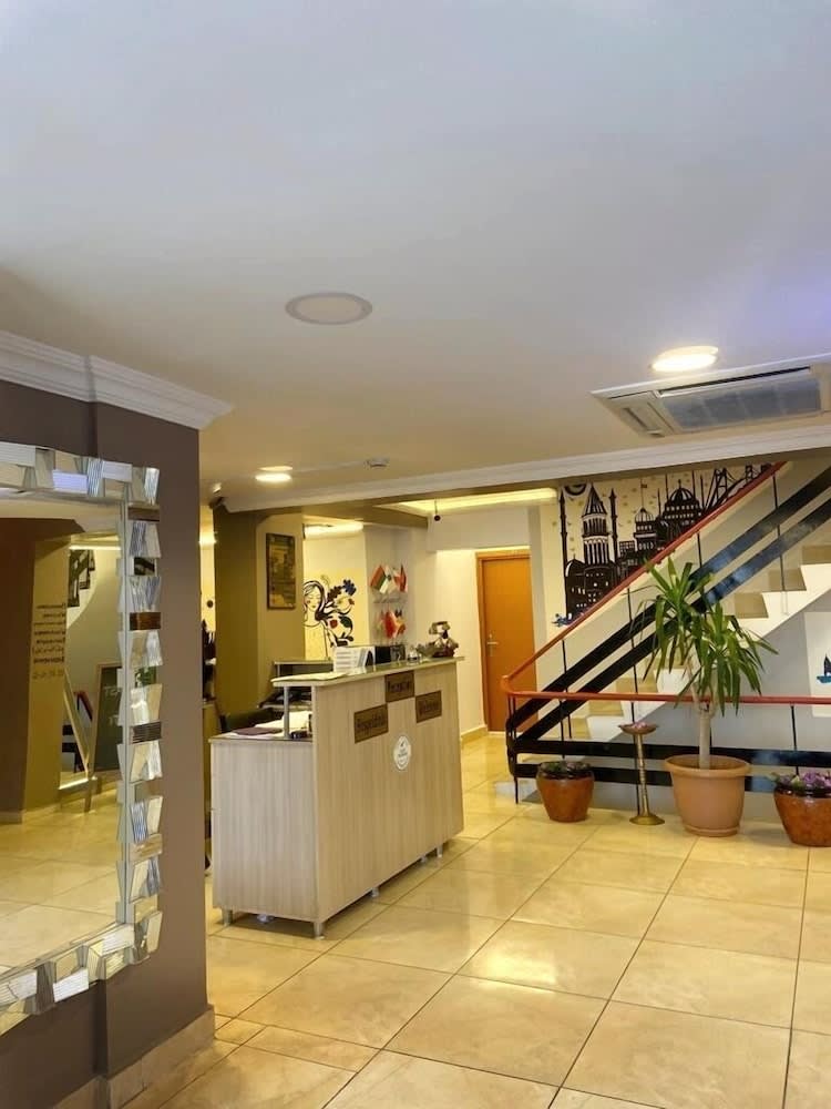 Ulubat Castle Hotel 2