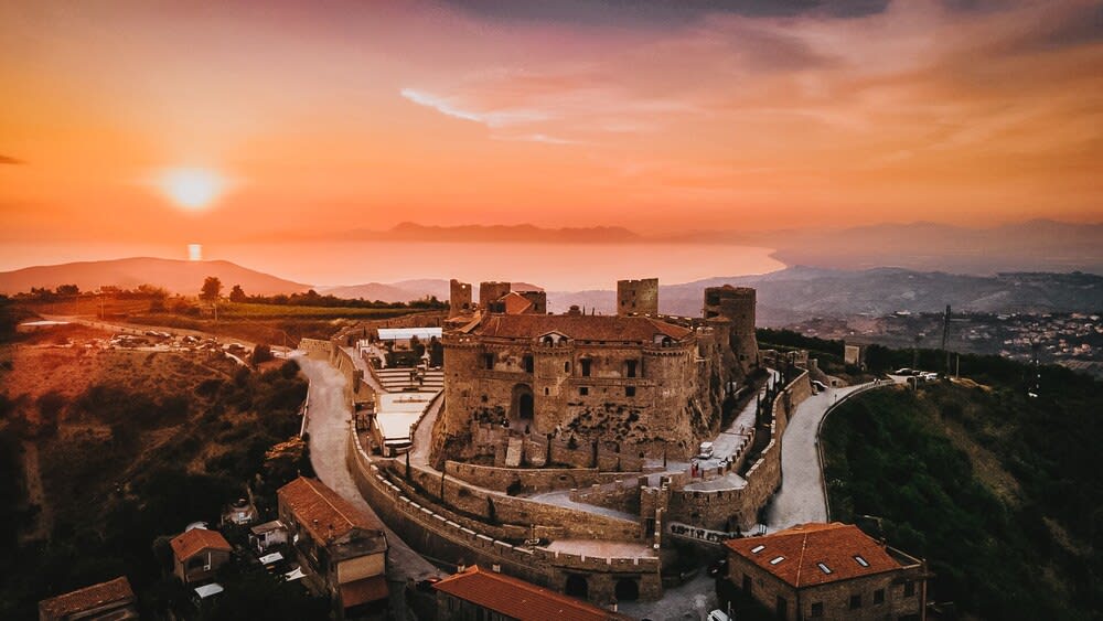 Castello di Rocca Cilento 1