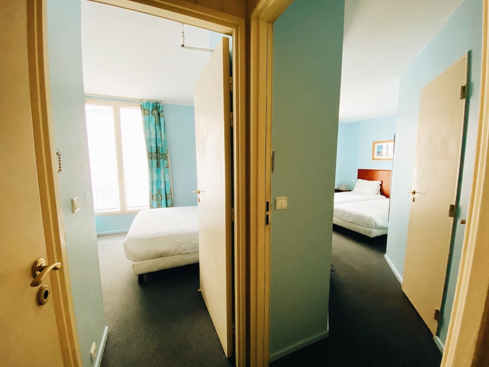 Hotel Bellevue Montmartre 4