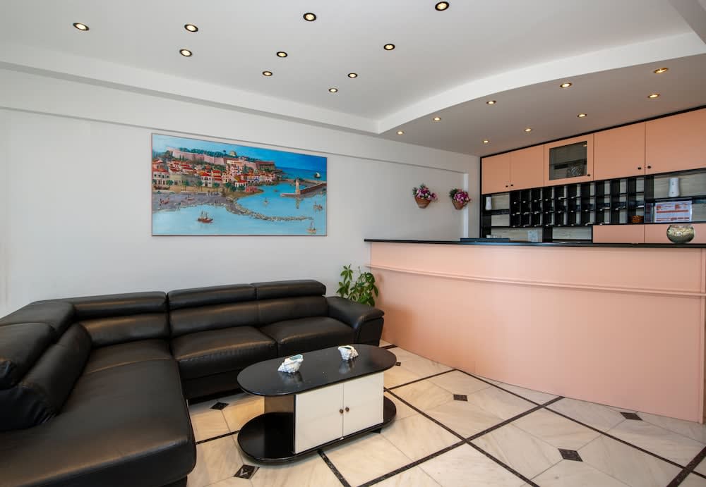 Sunrise Apartments 4