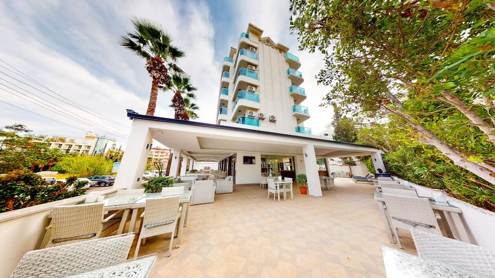 Moda Beach Hotel 1