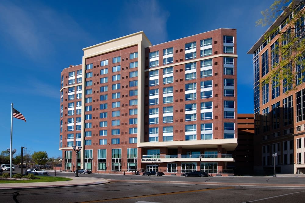 Residence Inn by Marriott St Louis Clayton 1
