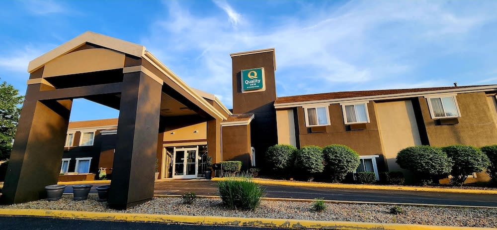 Quality Inn Brunswick Cleveland South 1