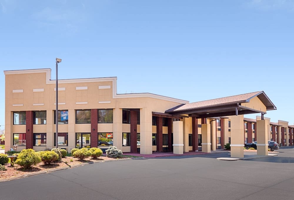 Quality Inn Parkersburg North - Vienna 1