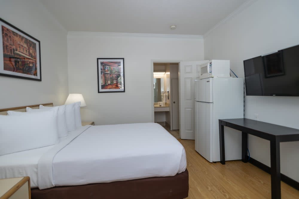Contempra Inn 2