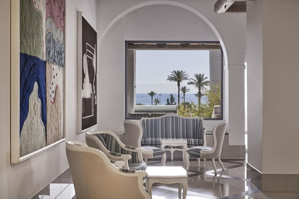 Epsilon Hotel Apartments 4