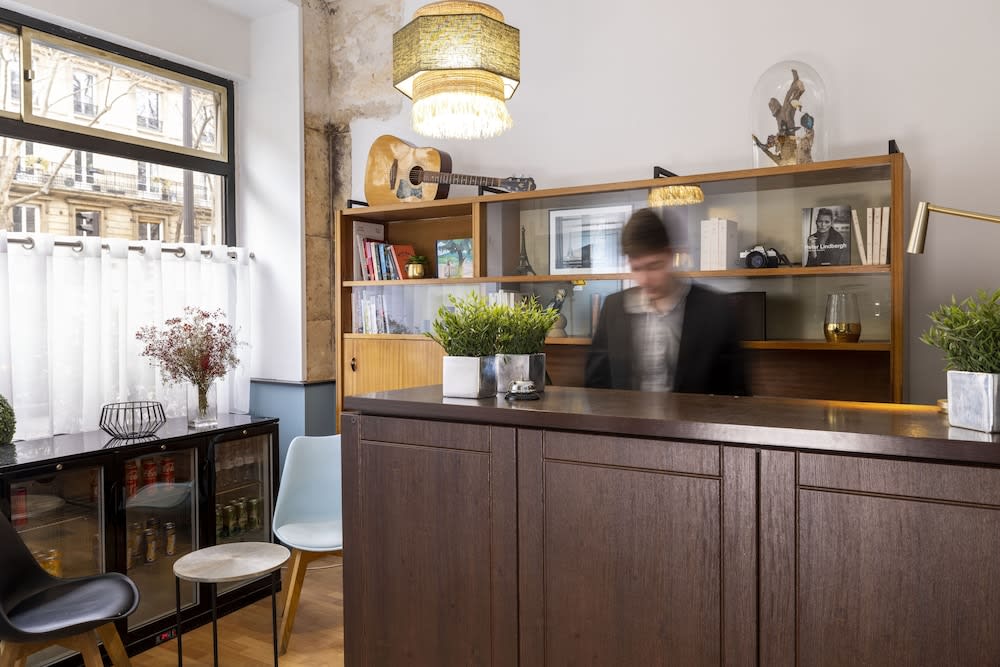 Lennon by Avalon Hotel Paris Gare du Nord 1