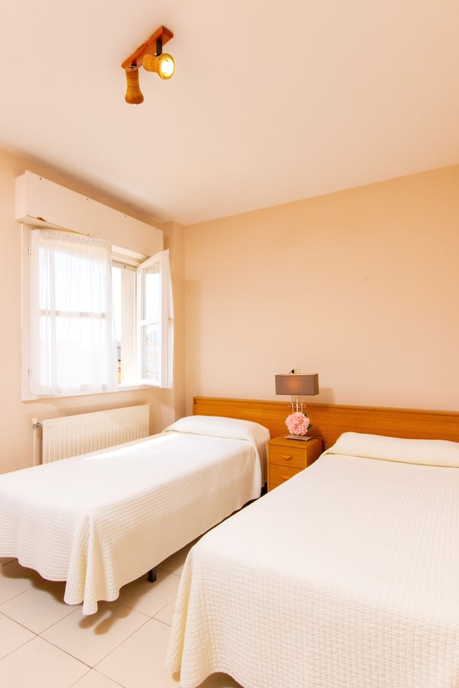Apartamentos San Pedro en Llanes 2