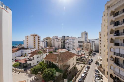 Apartamentos Mirante da Rocha 2