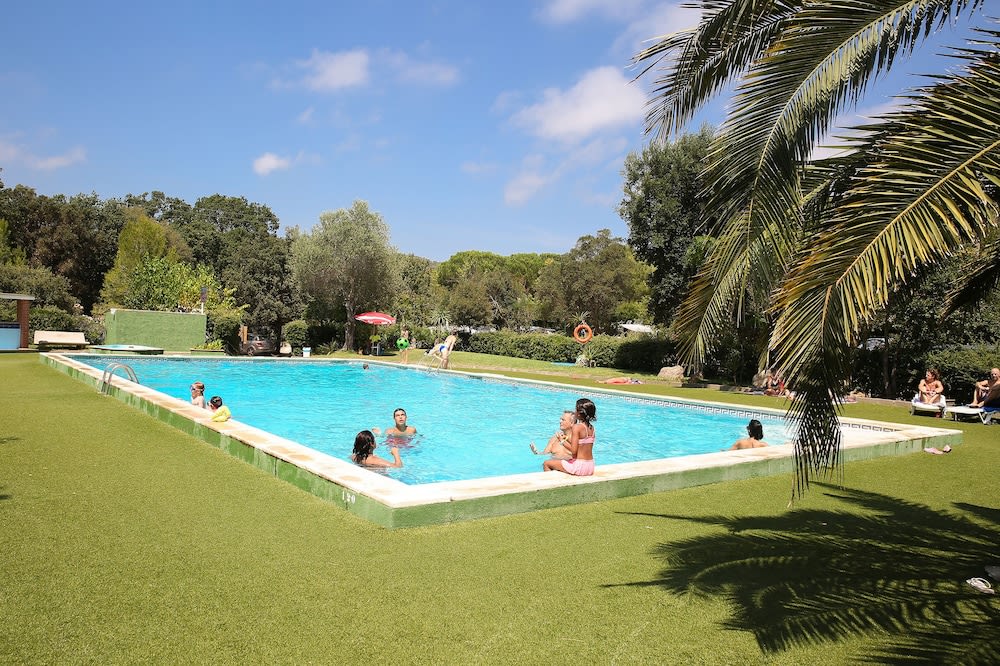 Tres Estrellas Costa Brava 1