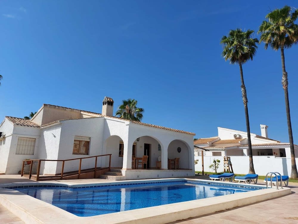 ZENIA HOSTEL 1