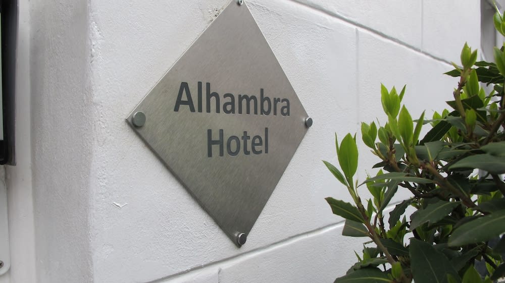 Alhambra Hotel 2