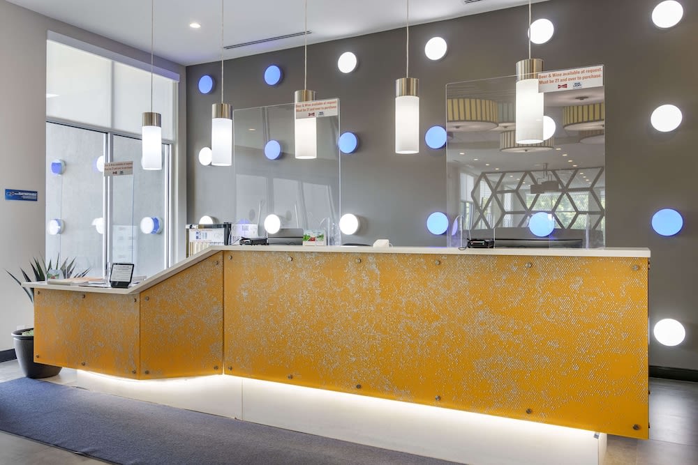 GLō Best Western Savannah-Gateway I-95 3