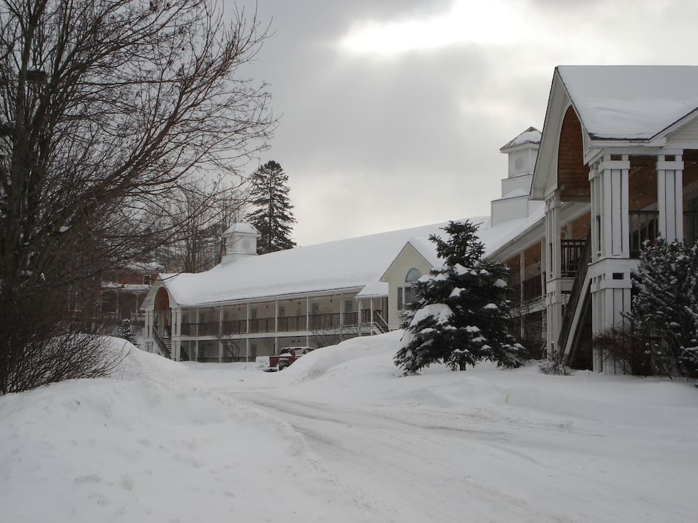 Fairbanks Inn 1