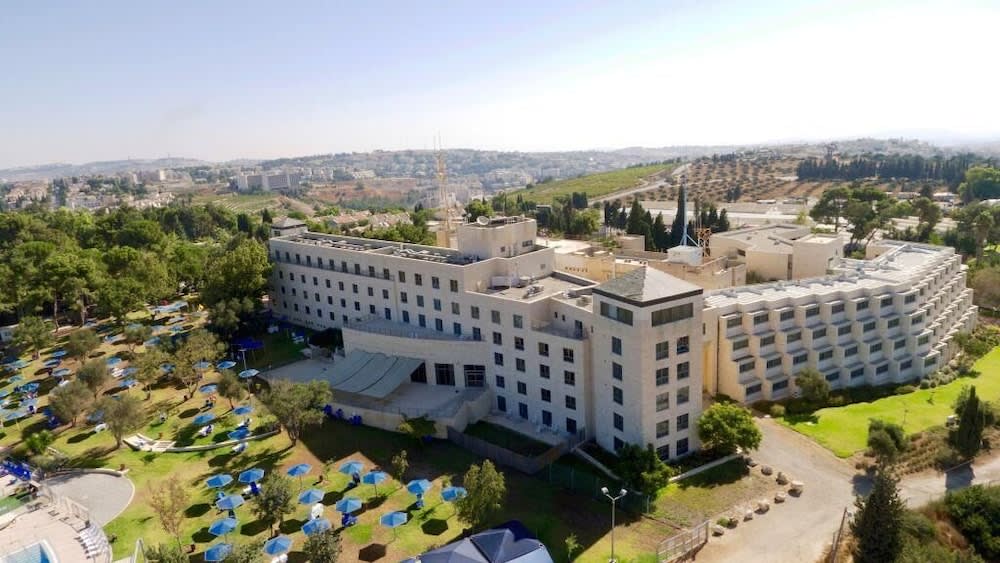 Ramat Rachel Resort 1