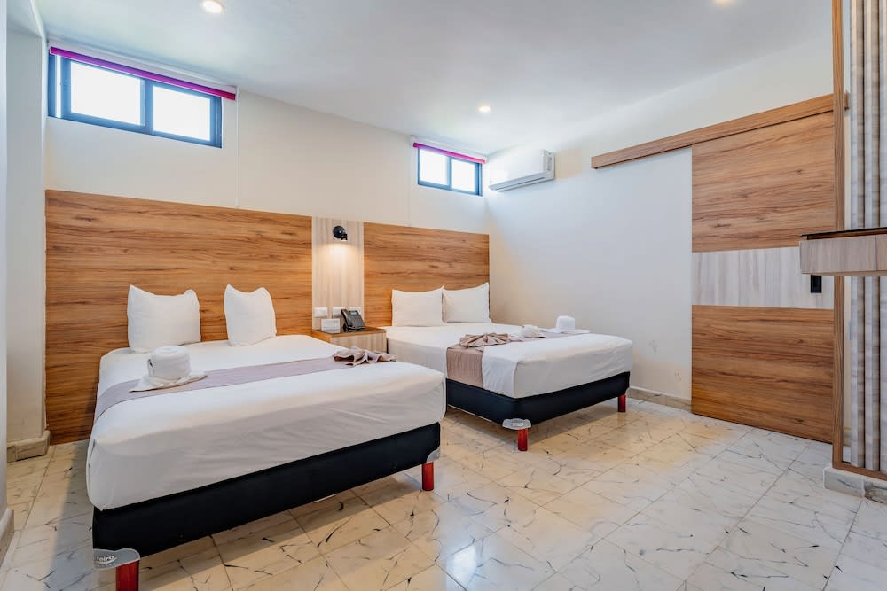 Hotel Central Merida by Kavia 1