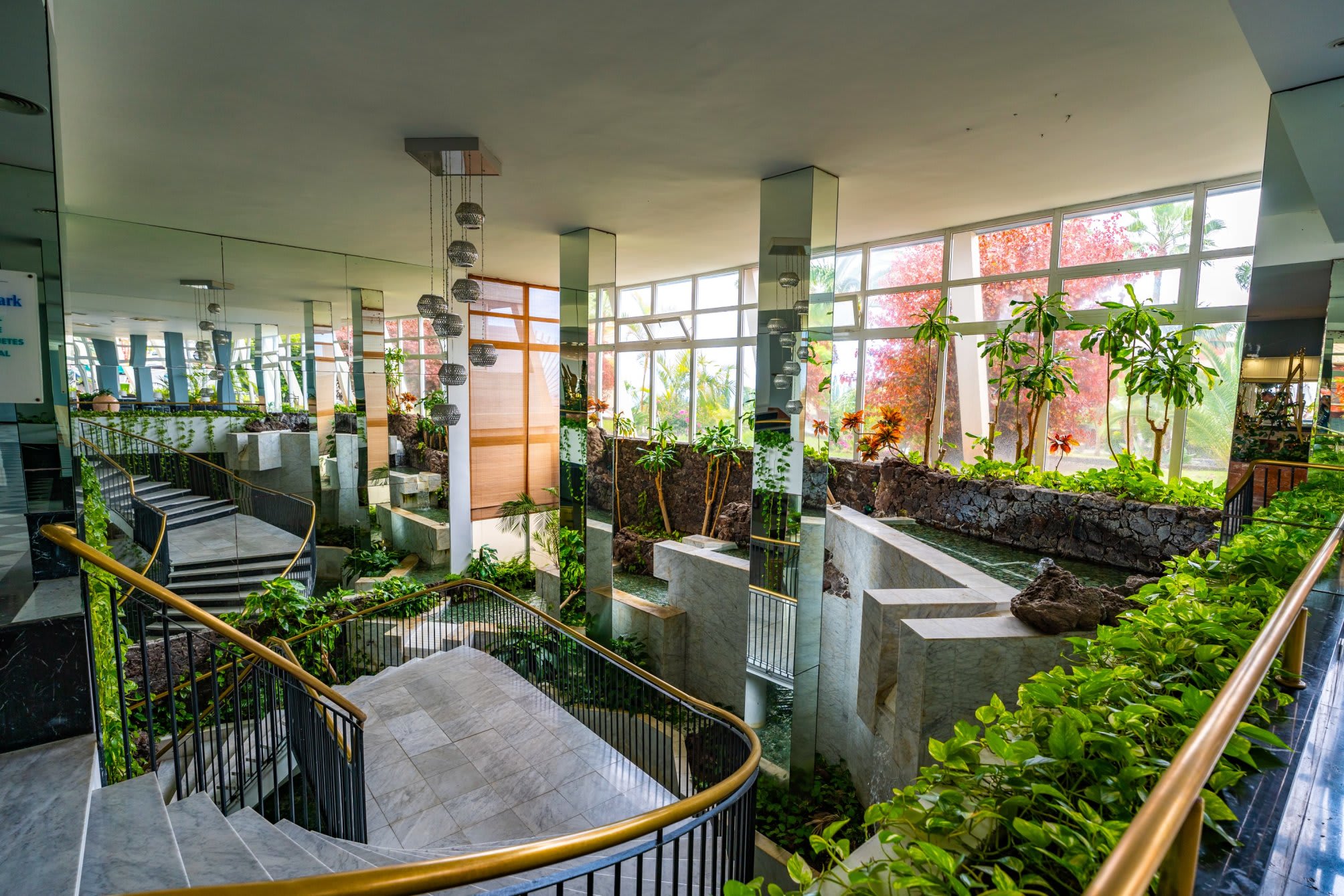 Coral La Quinta Park Suites 2