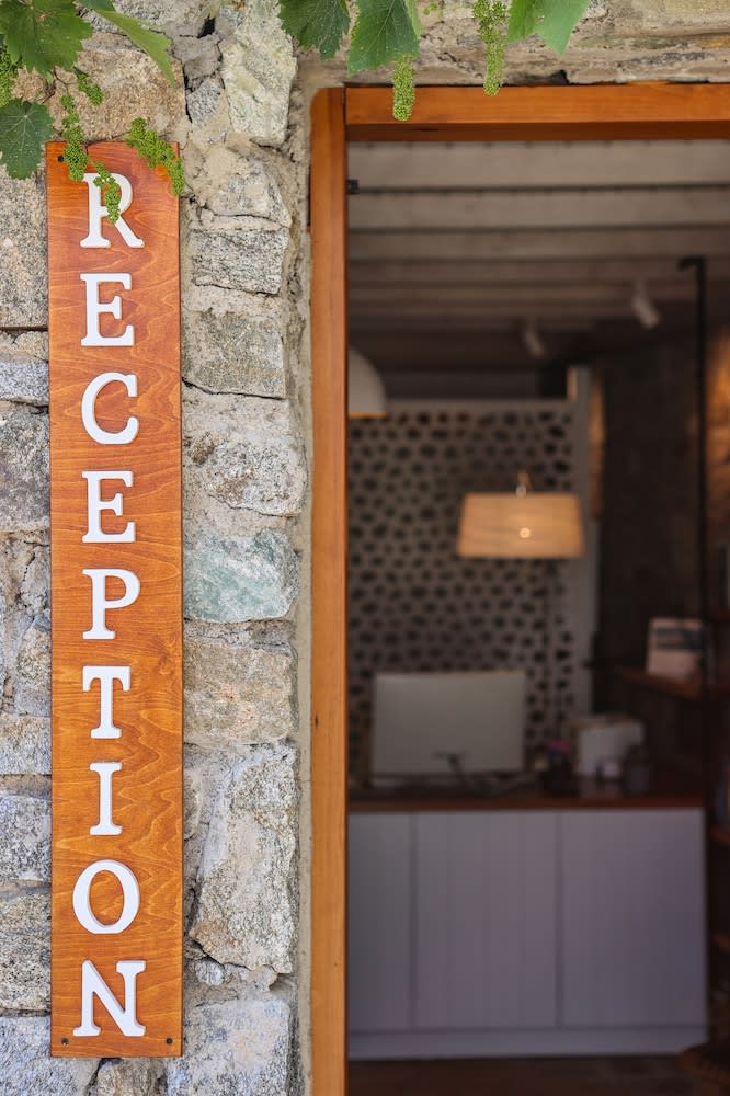 O Lofos Luxury Boutique Suites 2