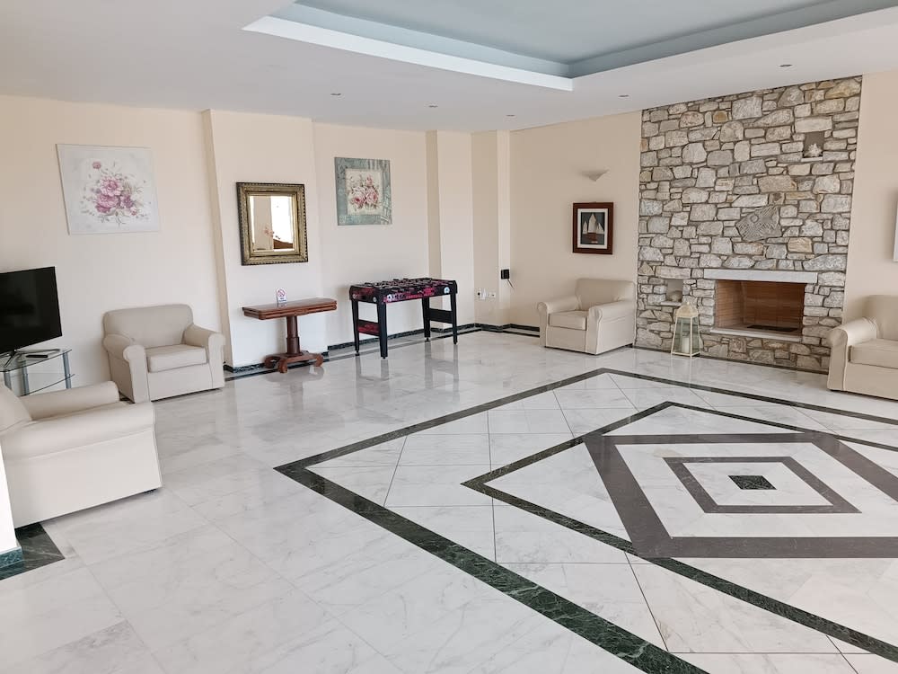 Kanapitsa Mare Hotel 2