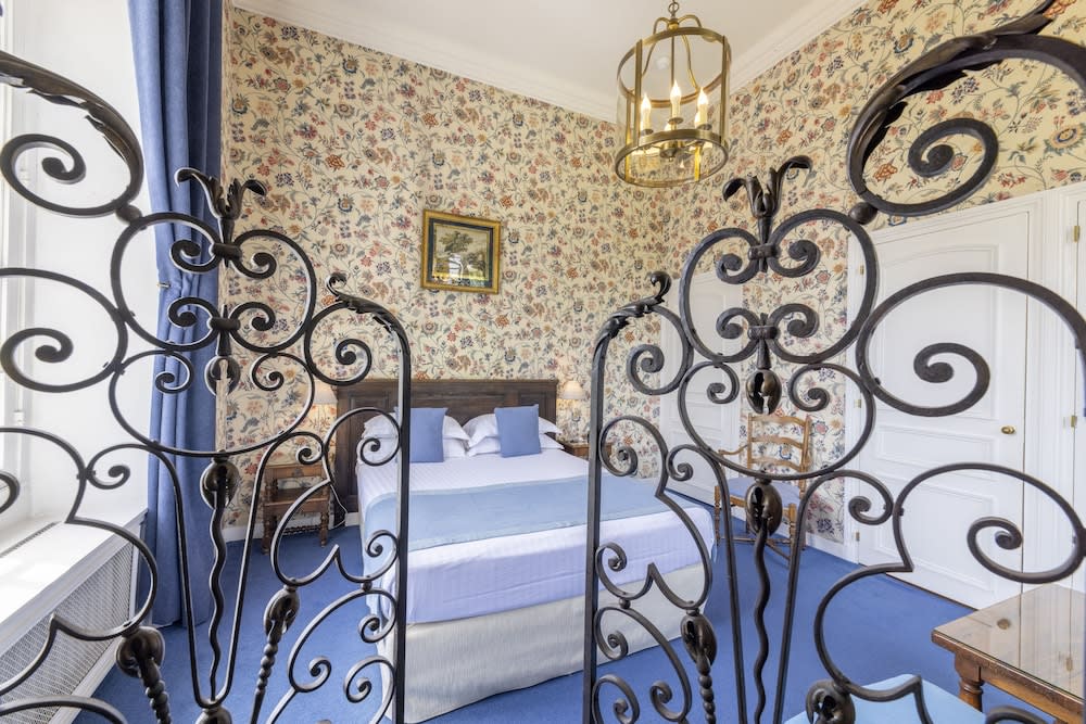 Château D'artigny 4