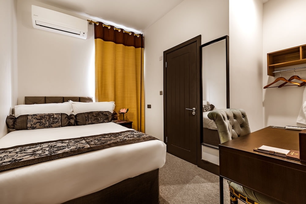 Grand Sapphire Hotel & Banqueting 3