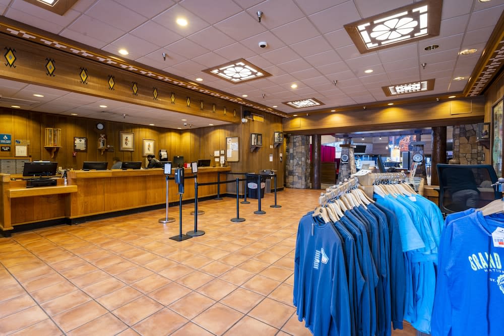Maswik Lodge - Inside the Park 2