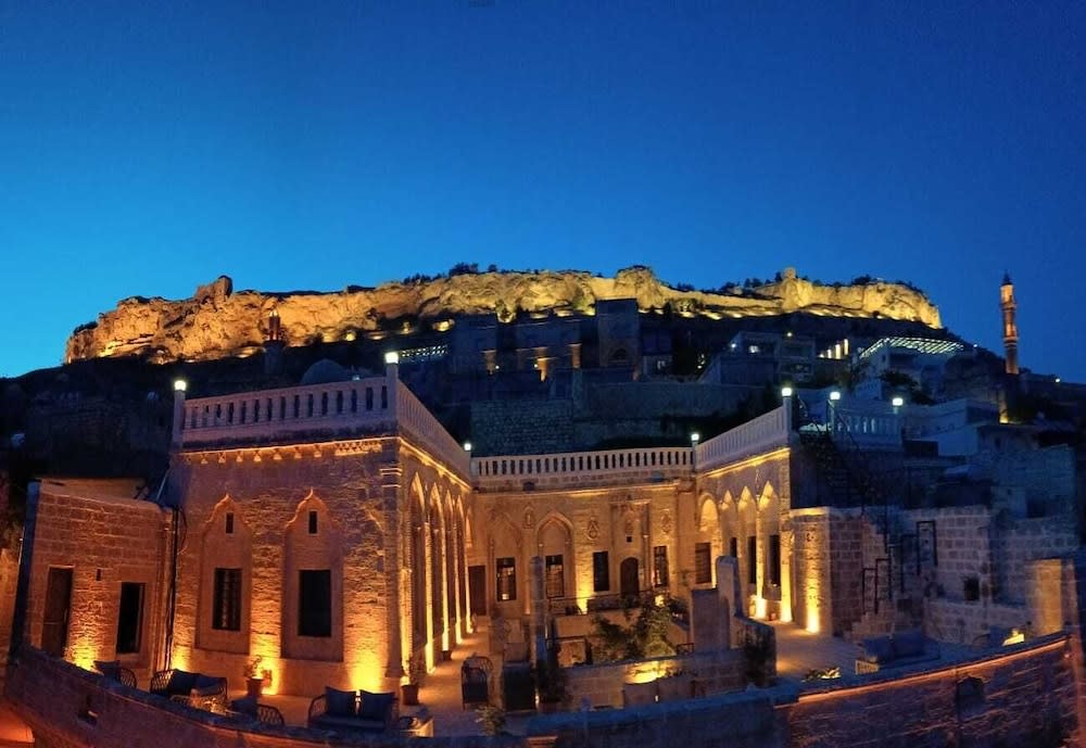 Legacy Mesopotamia Hotel 1