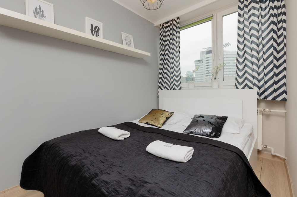 Warsaw City Center Studios by Renters 5