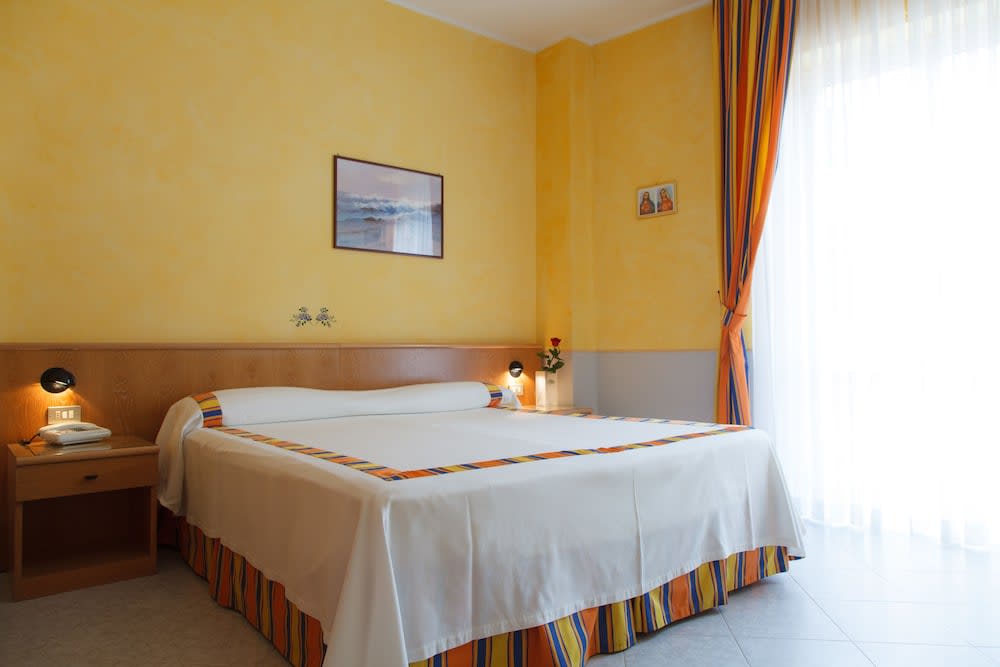 Allegroitalia Alassio Rosa 4