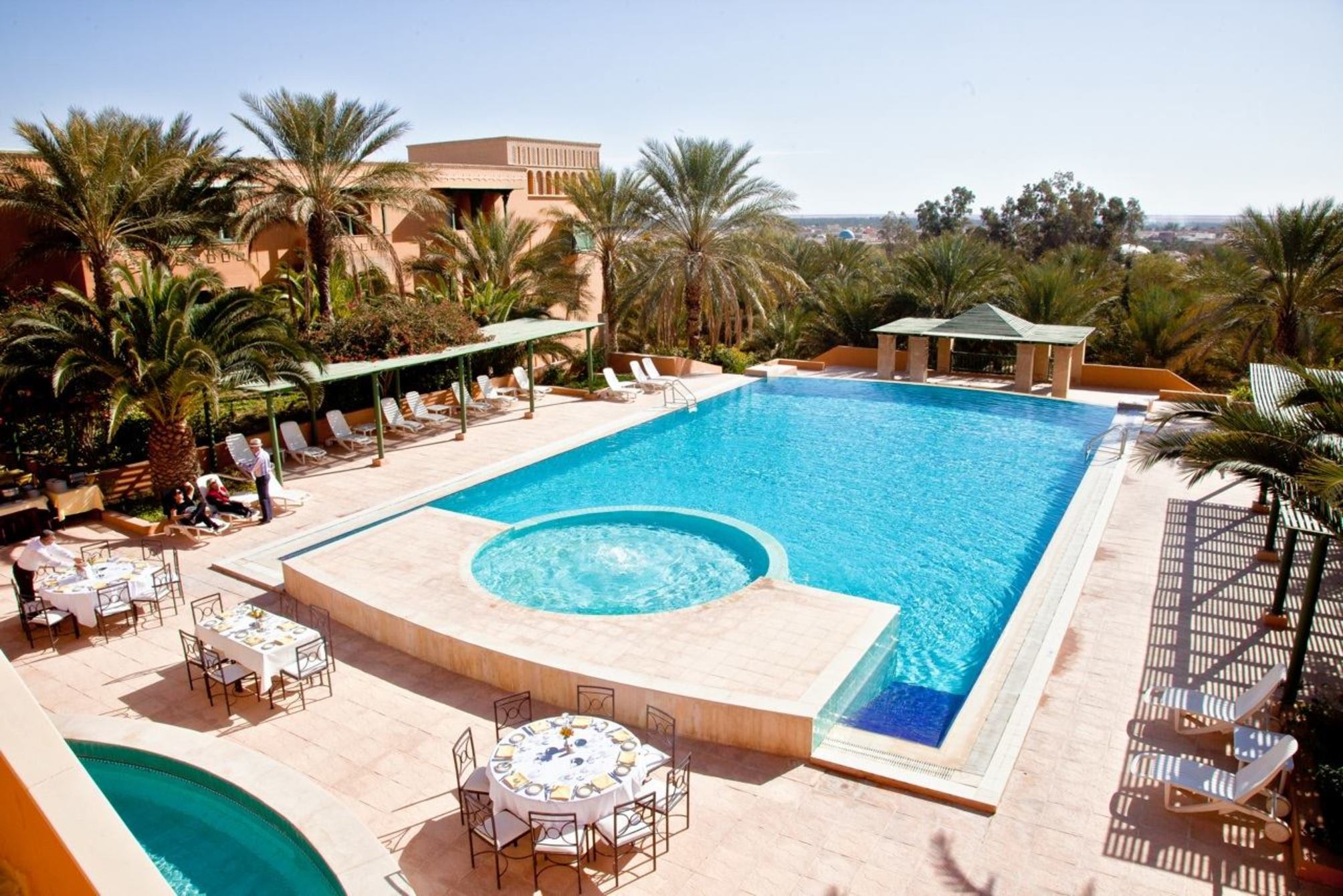 Ksar Rouge 1