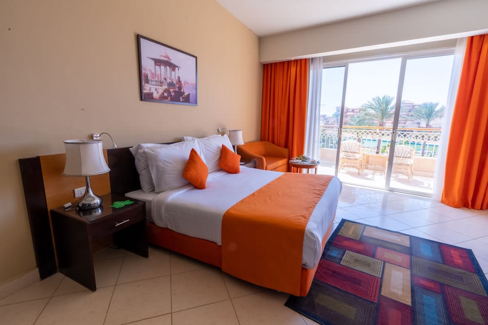 Parrotel Lagoon Waterpark Resort 5