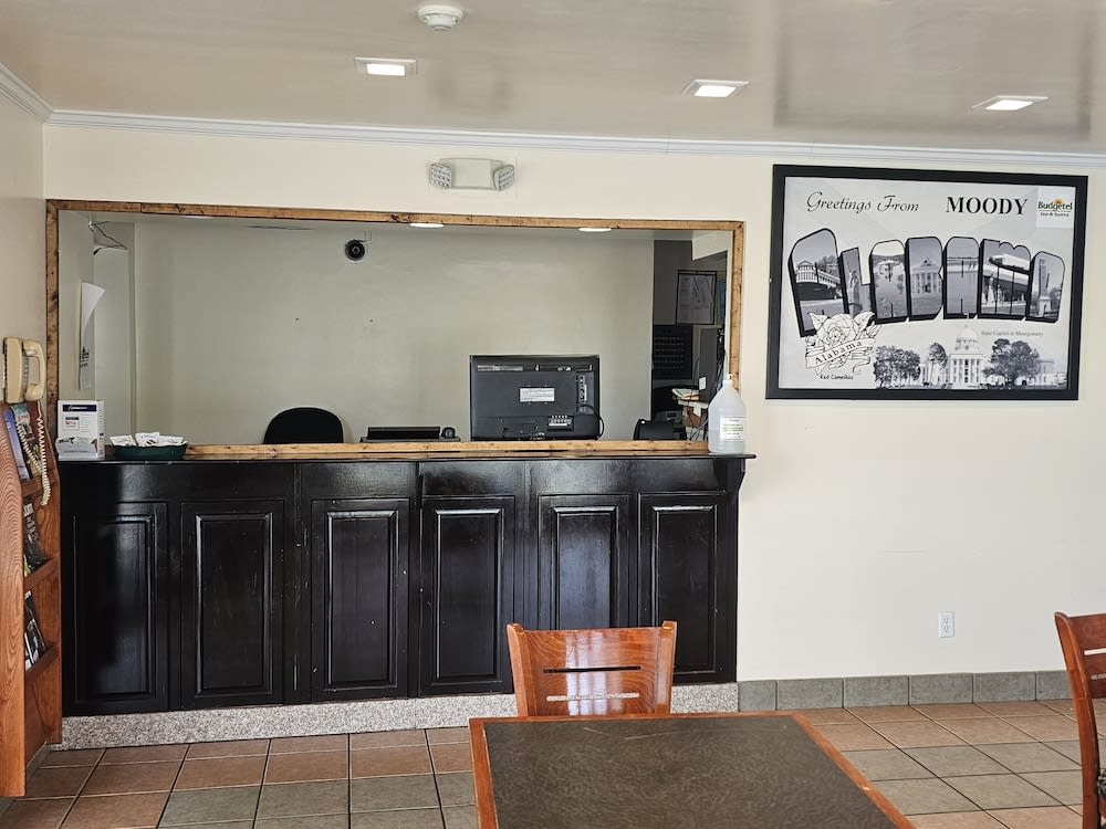budgetel Inn & Suites 2