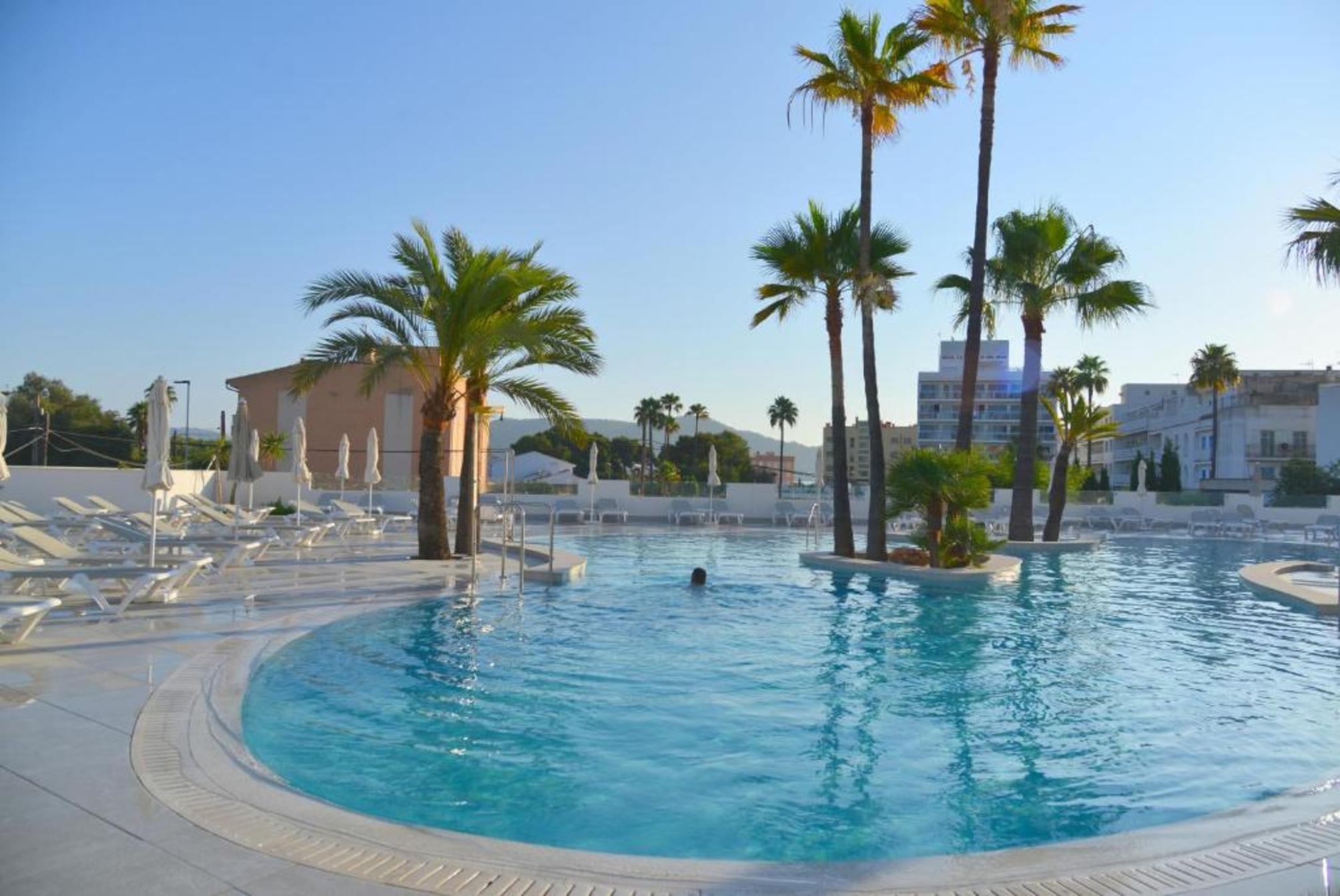Cala Bona Hotel 2