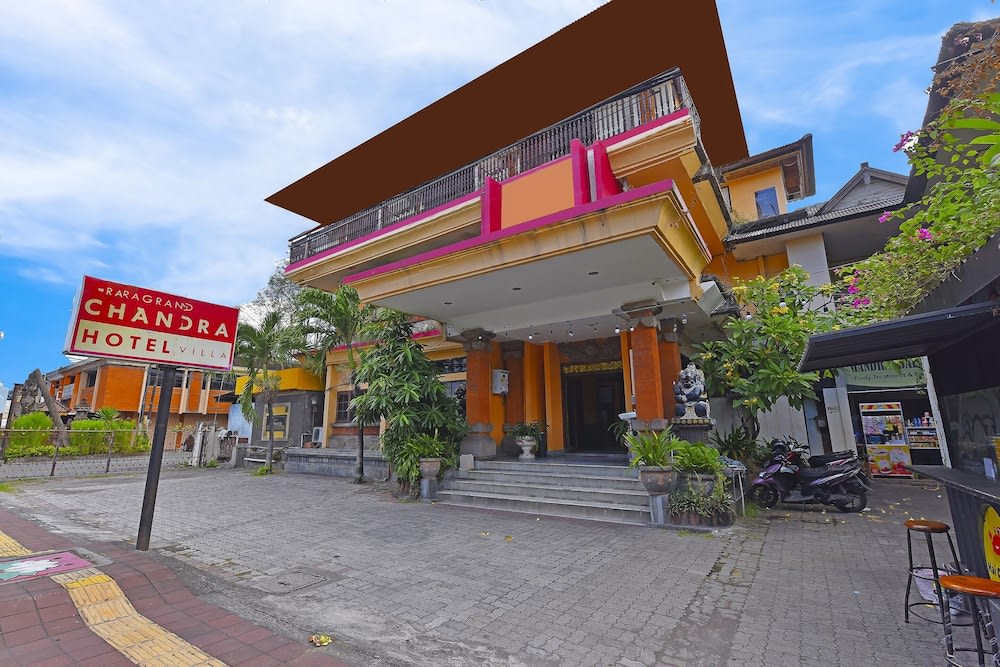 OYO 3244 Grand Chandra Hotel 1