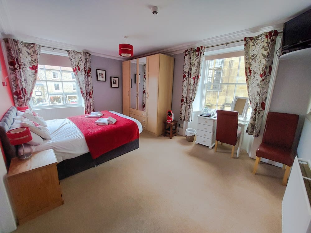 The Royal Oak Hotel 5