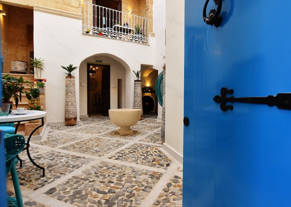 Chapel 5 Boutique Suites B&B 1