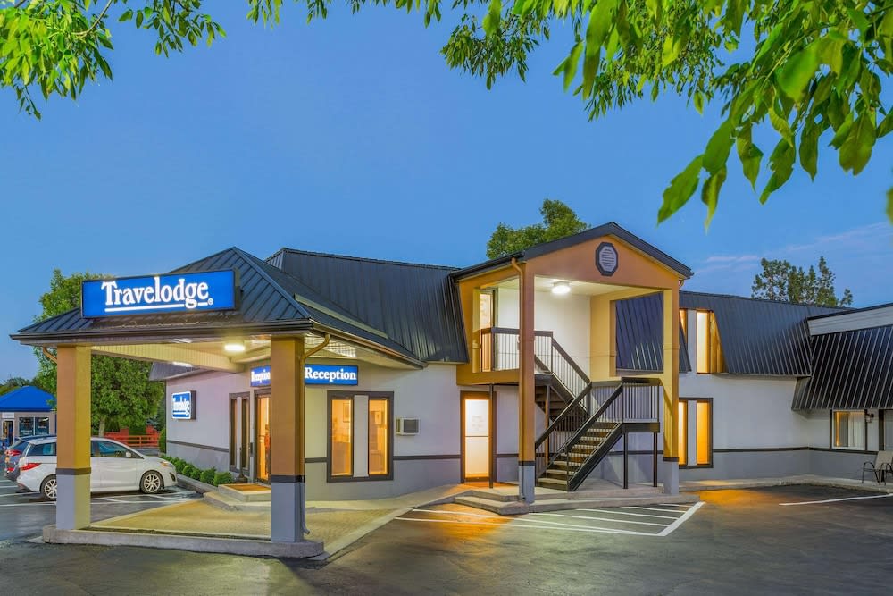 Travelodge by Wyndham Gananoque 1