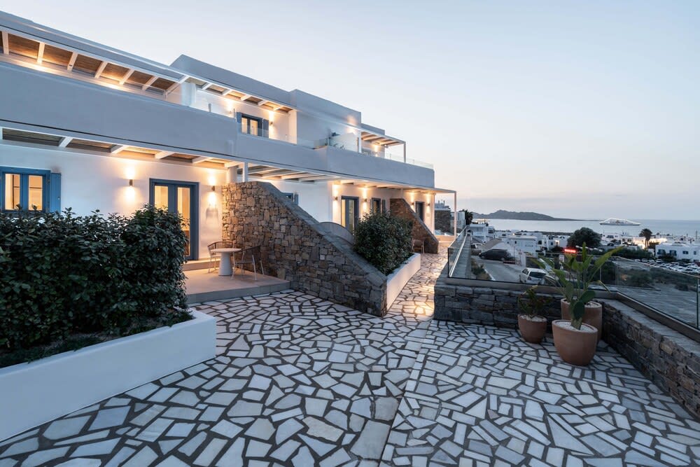 Aura Suites Paros 1