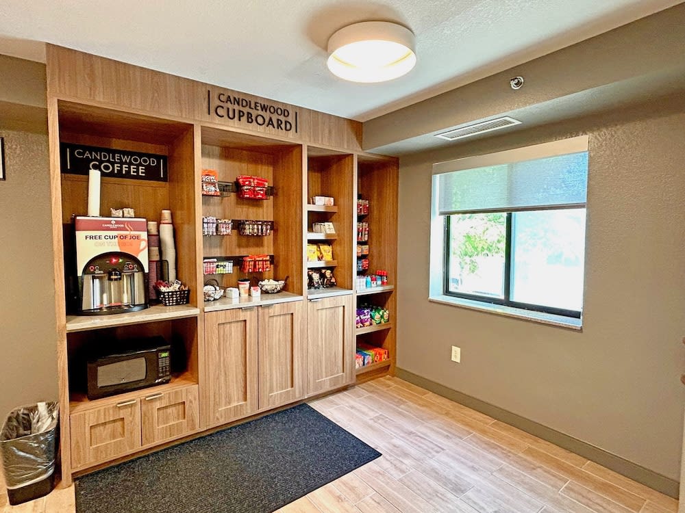 Candlewood Suites Indianapolis Downtown Medical District by IHG 2